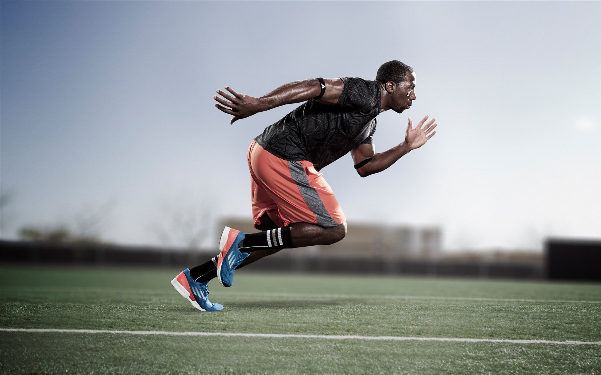 强队最后冲刺，目标冠军梦！